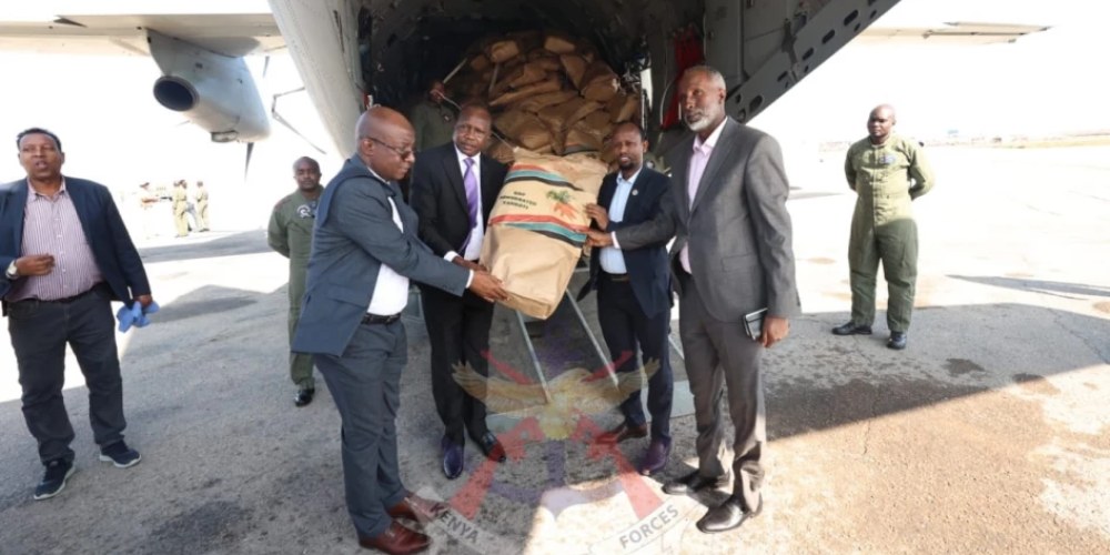 Kenya Delivers Food To Somalia